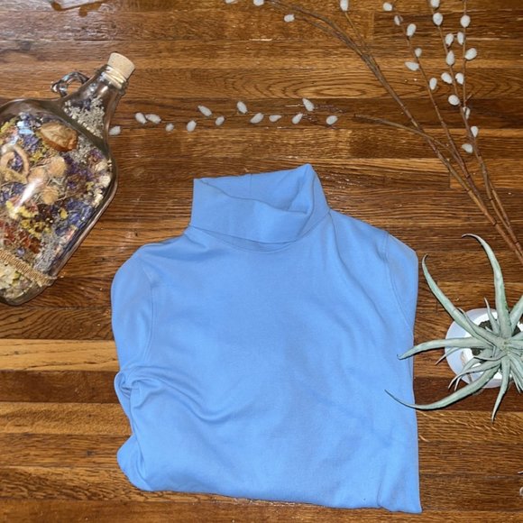 ❄️Vintage 90's Turtle Neck❄️ - Picture 2 of 6